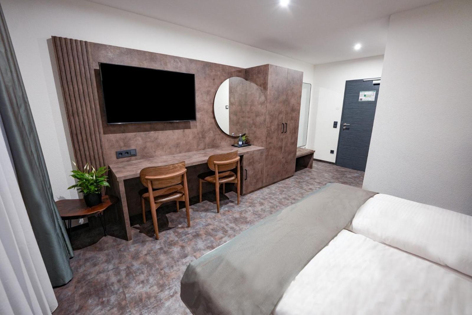 Jg Hotel Antoniergasse ميمنغن المظهر الخارجي الصورة